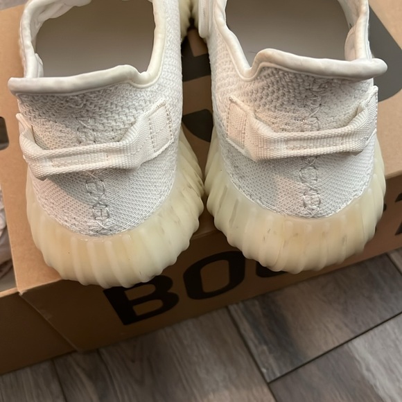 Shoes - Picture 4 of 7